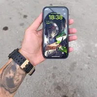 اپل iPhone 15 با حافظهٔ ۱۲۸ گیگابایت