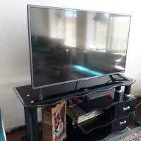 تلویزیون LG مدل 42LB561000GI+میز