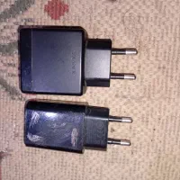 دو عدد شارژر اصل سامسونگ سالم به شرط