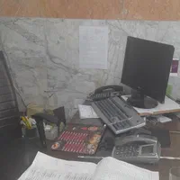 منشی تلفنی خانم جهت پیگیری