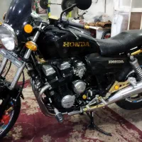 سی بی750