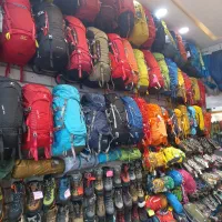 فروشنده لوازم کوهنوردی