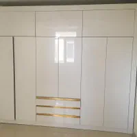 تعمیرات کابینت و کمددیواری ام دی اف نصب درب اتاقی|خدمات پیشه و مهارت|فولادشهر, مسکن مهر فولادشهر|دیوار