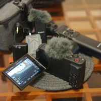 دوربین عکاسی و ولاگری Sony ZV-1 فول پک|دوربین عکاسی و فیلمبرداری|بندر انزلی, کارآموزی|دیوار