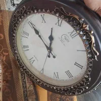 ساعت دیواری قاب