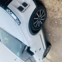 خودروی لوکانو ال7 سفید