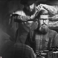 ارایشگری میکنم با نرخ ۸۰