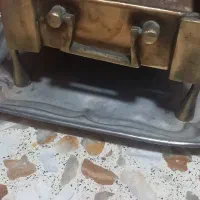منقل کوچک برنجی قدیمی با سینی