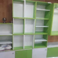 ویترین. قفسه. رگال