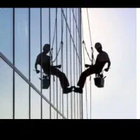 خدمات کار در ارتفاع با طناب(بدون نیاز به داربست)|خدمات پیشه و مهارت|قشم, |دیوار