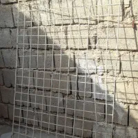 تور سیمی مغازه همراه با رخت اویز وزنجیر اهنی|حراج|دهدشت, |دیوار