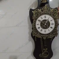 ساعت دیواری پاندول دار