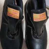 کفش ایمنی سایز ۴۲