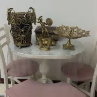 میز ناهارخوری و سرویس برنجی