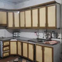 کابینت آشپزخانه با سینگ و هود