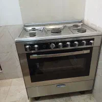 اجاق گاز فردار تمام استیل در حد نو