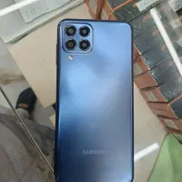 گوشی M33 در حد اک