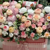 سبد گل مصنوعی