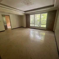 شهرک لاله _۱۰۹متر _۲پارکینگ سندی ۲ مزاحم _زیر قیمت