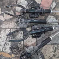 تعمیر و استوک کمک فنر با گارانتی ۹ ماهه کتبی|خدمات موتور و ماشین|کرج, گلشهر|دیوار