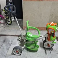 ماشین پلاستیکی و چرخ بازی