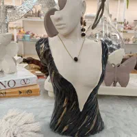مانکن جواهرات و جا جواهراتی