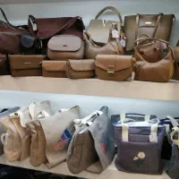 کیف و کفش|کیف، کفش، کمربند|شیراز, صاحب الزمان|دیوار