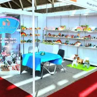 اسباب بازی و فیگور و حیوانات چوبی سیسمونی کودک