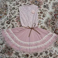 پیراهن دخترانه