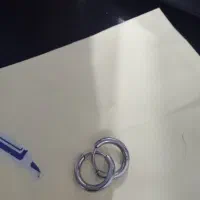 گوشواره میخی