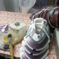 استخدام کارگرساده خانم  درتولیدی کفش (کتونی)