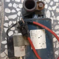 پمپ اب لورا