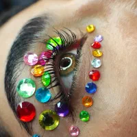 آموزش لیفت مژه و ابرو