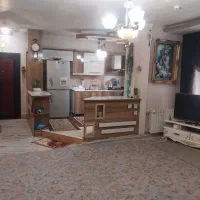 ۸۲  متری_ شش دانگ ملکی_ حاشیه ۲۰ متری