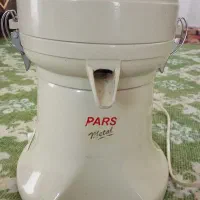 آبمیوه گیری پارس بهشهر در حد آکبند