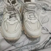 کتونی زنانه سایز ۴۰|کیف، کفش، کمربند|رشت, منظریه|دیوار