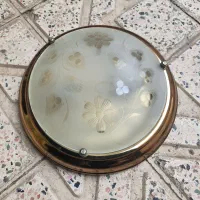 چراغ سقفی لامپ کم مصرف میخوره