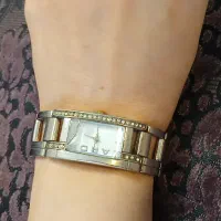 ساعت لاروس کیفیت عالی