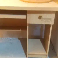میز تحریر و میز کامپیوتر