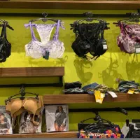 واگذاری مغازه لباس زیر