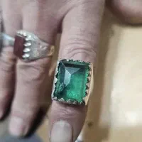 زمرد پنج شیر