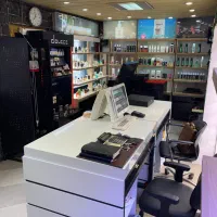 واگذاری فروشگاه آرایشی و بهداشتی|اجارهٔ مغازه و غرفه|رشت, صفاری|دیوار