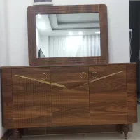 آینه و کنسول