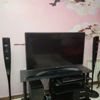 یک دستگاه سینماخانواده سالم درحدنوهمراه دوبلندگو