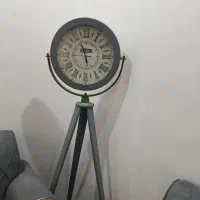 ساعت ایستاده