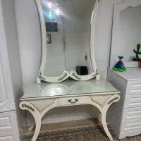 آینه و کنسول