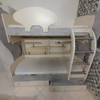 تخت ۲ طبقه