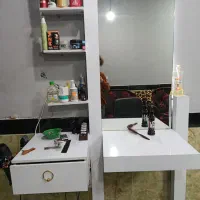 ویترین آرایشگاه