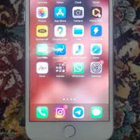 iphone 8 plus در حد اکبند