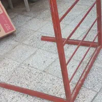 تخت اهنی